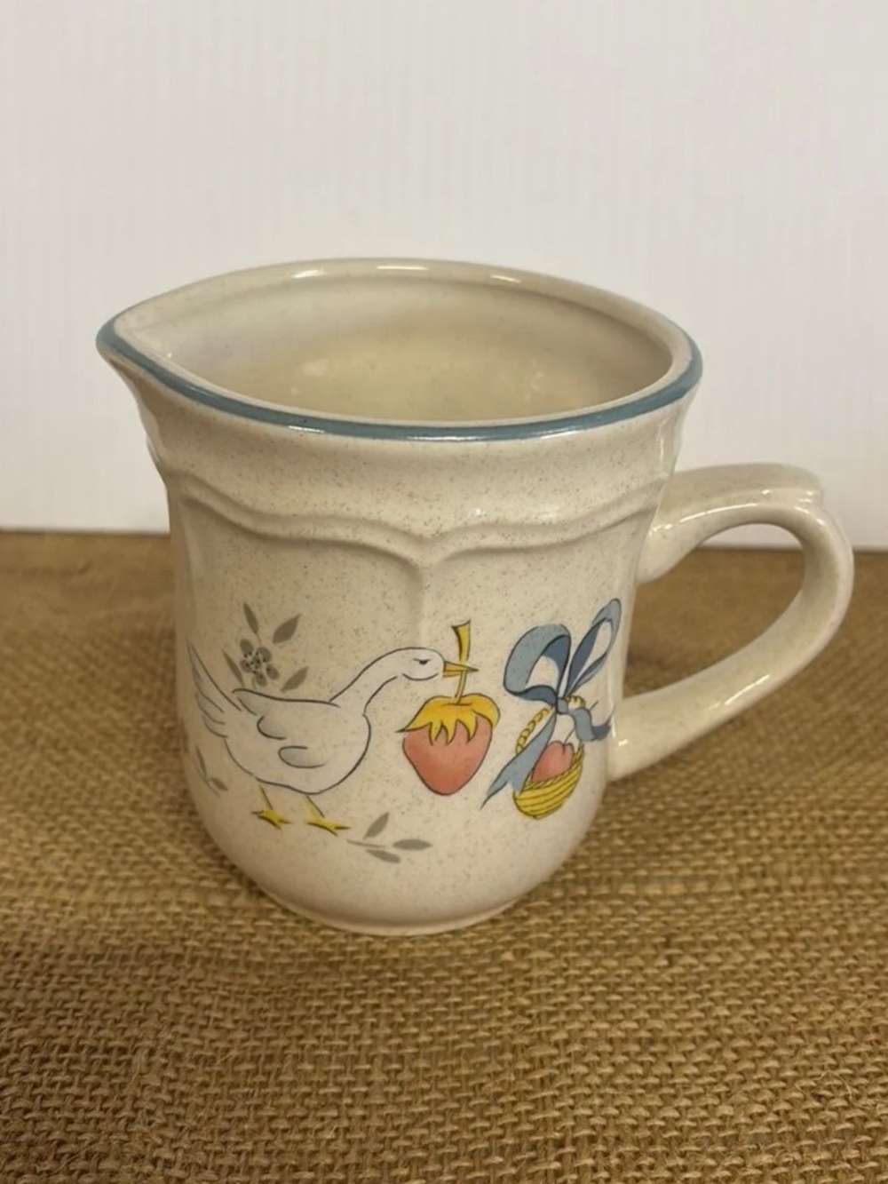 90’s • CREAMER • Marmalade pattern featuring geese, strawberry and blue ribbon
